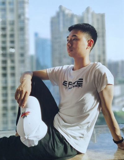 自信-曾锌.jpg
