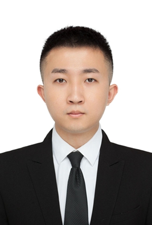 钟于.jpg