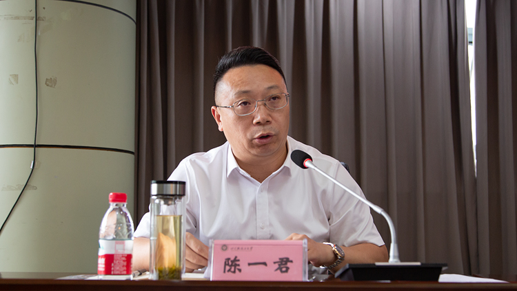 XCB_2757.jpg